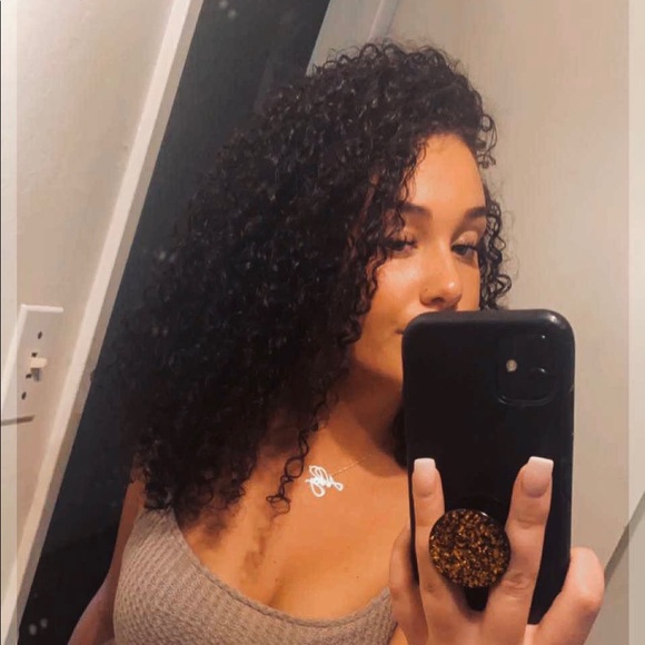 Meet your Posher, Abbey - Picture 1 of 1